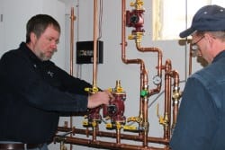 25-years-experience-min-b